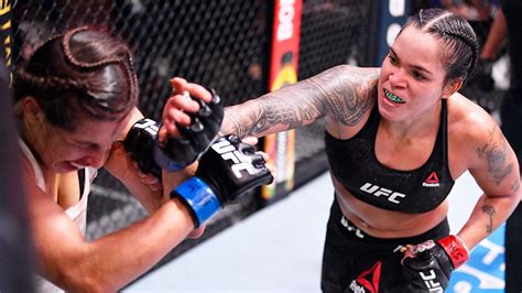 UFC 250: Amanda Nunes celebrates title win with naked post